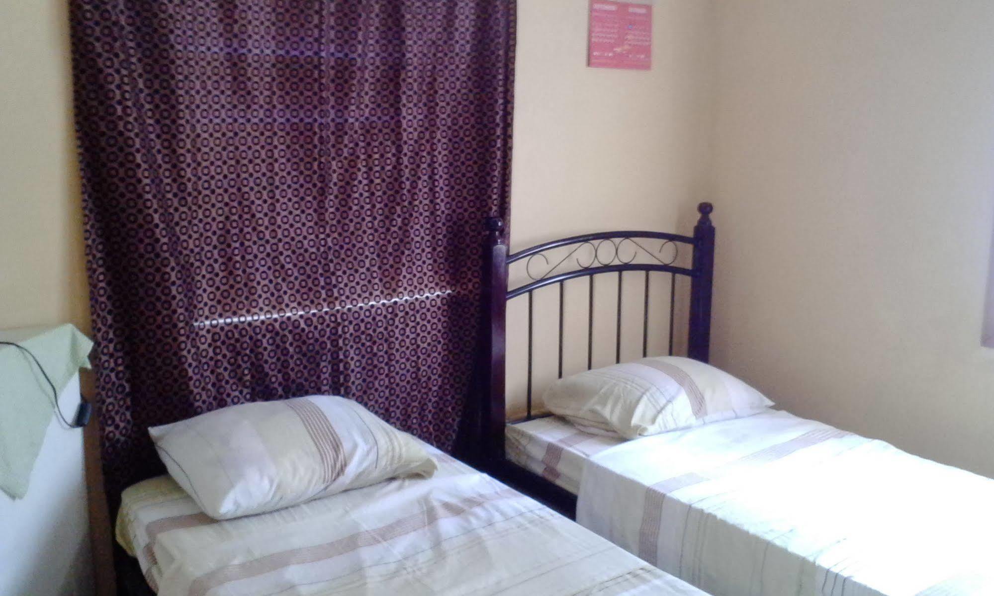 Somewhere Special Guesthouse Грос Айлет Екстериор снимка